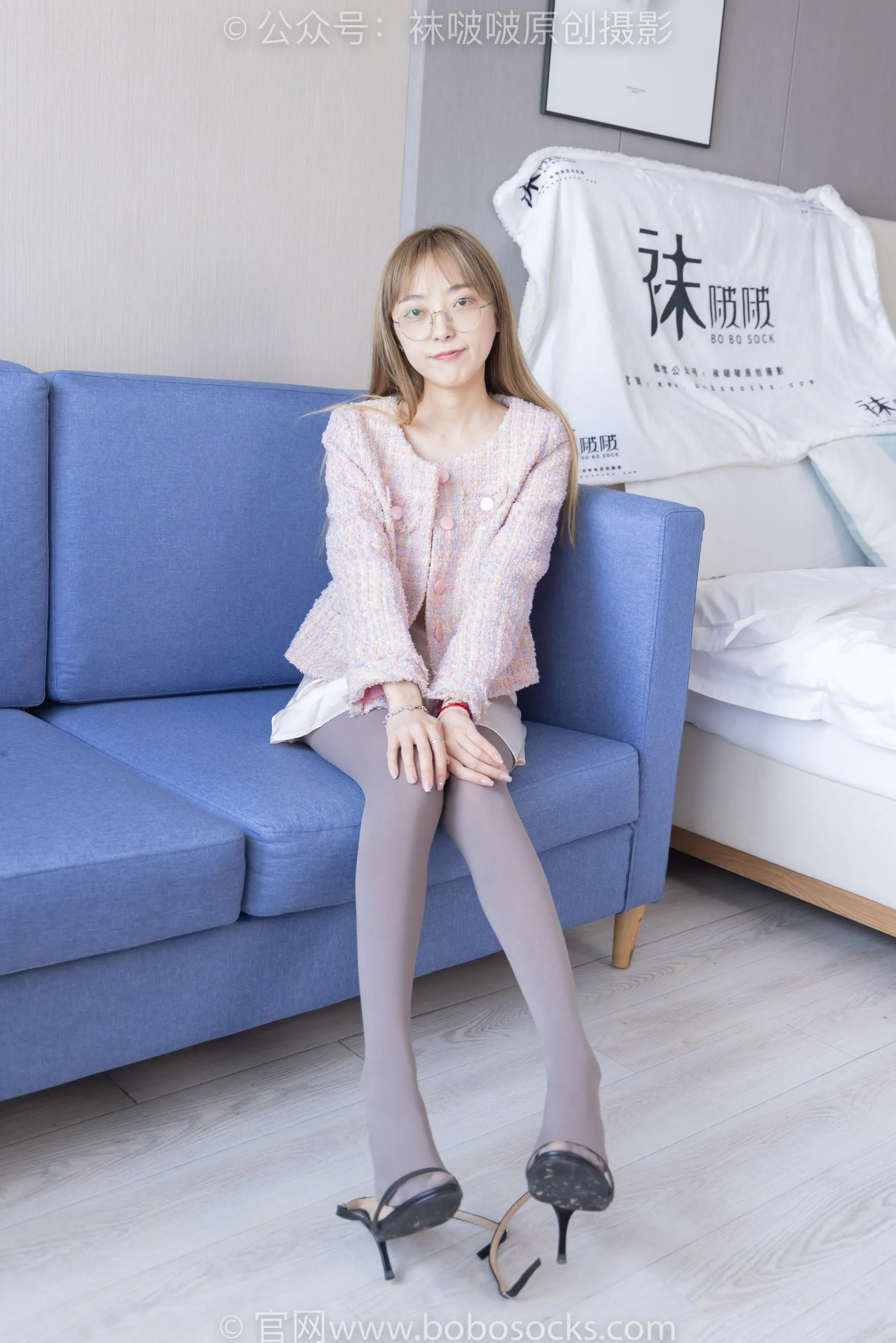 [BoBoSocks袜啵啵]NO.225 稚予-两双高跟鞋、厚灰丝[24] [46P]插图6